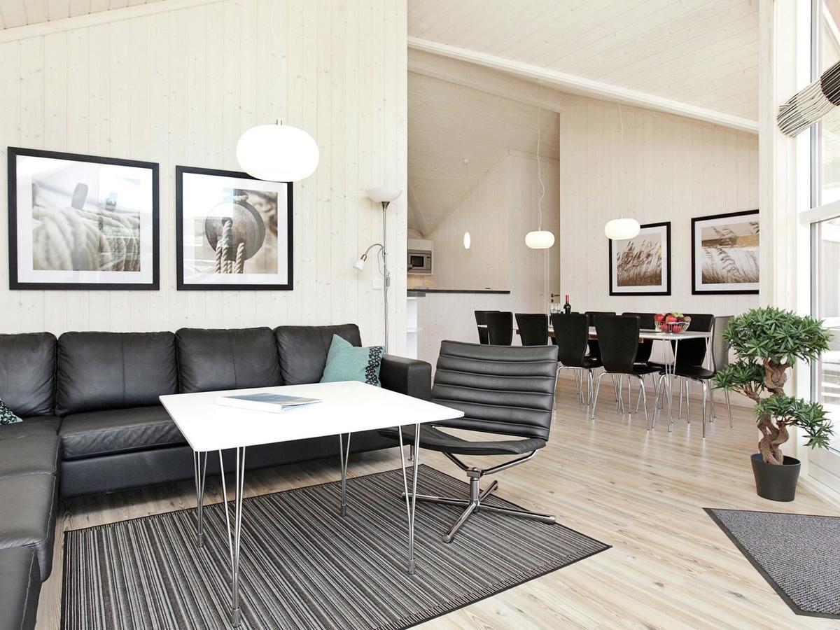 Four-Bedroom Holiday Home In Grossenbrode 1 Extérieur photo